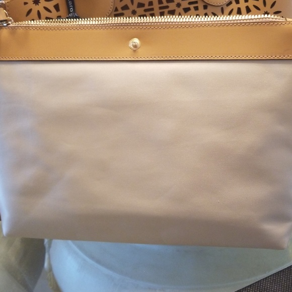 Gianni Nataro Leather Tan Satchel - Picture 8 of 11